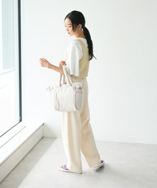 CRAFT STANDARD BOUTIQUE(クラフトスタンダードブティック)の「ワッフル編み短丈ニットベスト(ベスト・レディース・ボルドー/アイボリー/ブラック/カーキ・FREE)」の20枚目の写真