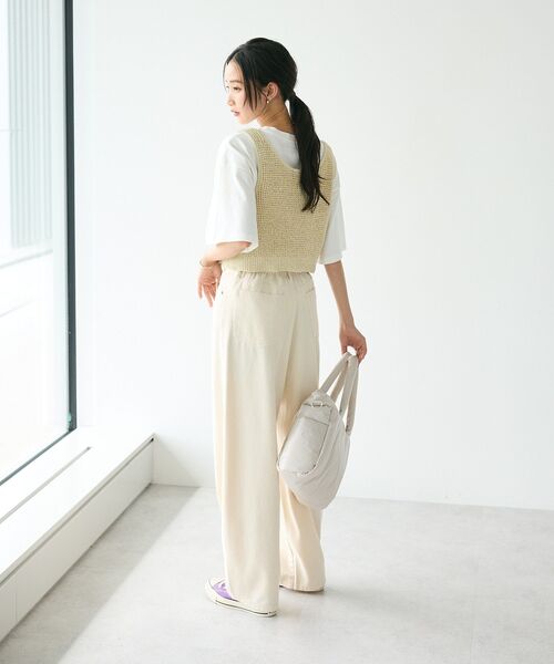 CRAFT STANDARD BOUTIQUE(クラフトスタンダードブティック)の「ワッフル編み短丈ニットベスト(ベスト・レディース・ボルドー/アイボリー/ブラック/カーキ・FREE)」の21枚目の写真