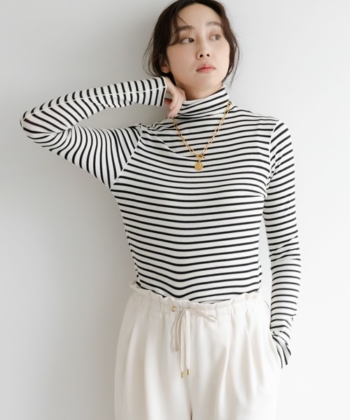 Elura(エルーラ)の「ジンジャーモイストタートル/133670(Tシャツ/カットソー・レディース・グリーン/ライトブルー/チャコールグレー/ホワイト/ブラック/ライトイエロー/ブラック系その他/フューシャピンク・LARGE/SMALL/MEDIUM)」の14枚目の写真