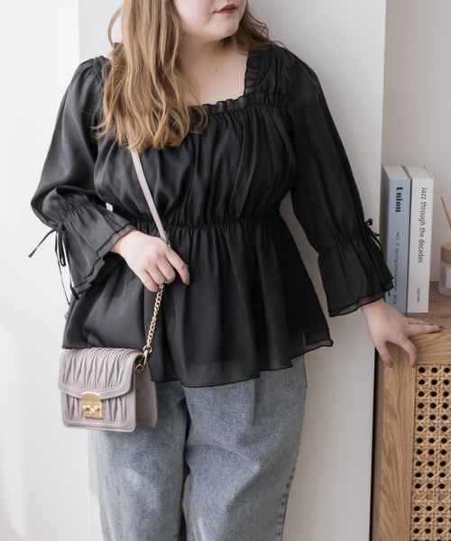 CLETTE(クレット)の「袖リボンフリルシアーブラウス(シャツ/ブラウス・レディース・ブラック/オフホワイト・LL/3L/4L)」の8枚目の写真
