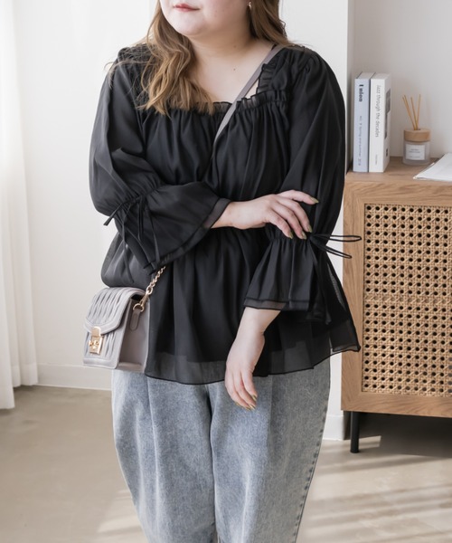 CLETTE(クレット)の「袖リボンフリルシアーブラウス(シャツ/ブラウス・レディース・ブラック/オフホワイト・LL/3L/4L)」の9枚目の写真