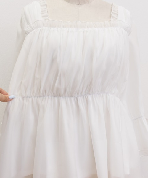 CLETTE(クレット)の「袖リボンフリルシアーブラウス(シャツ/ブラウス・レディース・ブラック/オフホワイト・LL/3L/4L)」の14枚目の写真