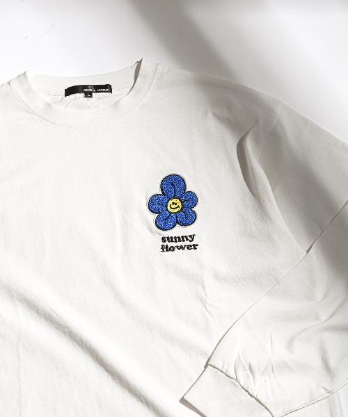 LUXSTYLE（ラグスタイル）の「ワンポイントフラワーサガラ刺繍ロンT（Tシャツ/カットソー・メンズ・ホワイト/ブラック・M/L）」の2枚目の写真