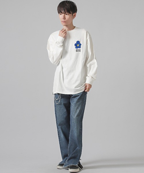 LUXSTYLE（ラグスタイル）の「ワンポイントフラワーサガラ刺繍ロンT（Tシャツ/カットソー・メンズ・ホワイト/ブラック・M/L）」の4枚目の写真