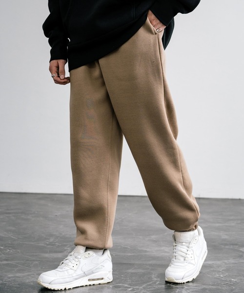 Rocky Monroe（ロッキーモンロー）の「ルーズシルエット ヘビーウェイト裏起毛スウェットパンツ（スウェットパンツ・メンズ・ブラック/ライトブラウン/グリーン/オートミール/チャコール・LL/M/L）」の3枚目の写真