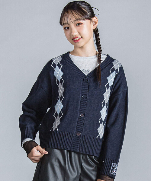 ZIDDY(ジディ)の「アーガイルチェック柄カーディガン(130~160cm)(カーディガン/ボレロ・キッズ・ネイビー/グレー・140cm/130cm/150cm/FREE)」の2枚目の写真