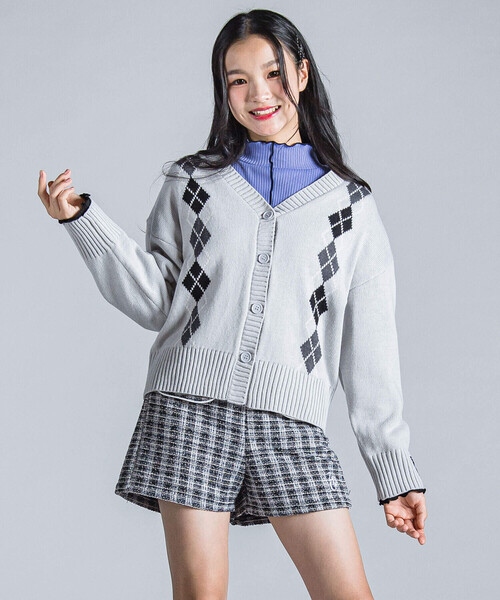 ZIDDY(ジディ)の「アーガイルチェック柄カーディガン(130~160cm)(カーディガン/ボレロ・キッズ・ネイビー/グレー・140cm/130cm/150cm/FREE)」の15枚目の写真