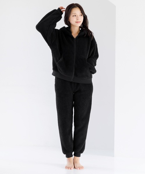 Dita（ディータ）の「ぷっくり耳付き。ねこ耳ファー起毛セットアップ（パーカー＆ロングパンツset）（ルームウェア/パジャマ・レディース・ピンクベージュ/ブラウン系その他/ブラック/アイボリー/サックスブルー系/ホワイト/ラベンダー・FREE）」の9枚目の写真