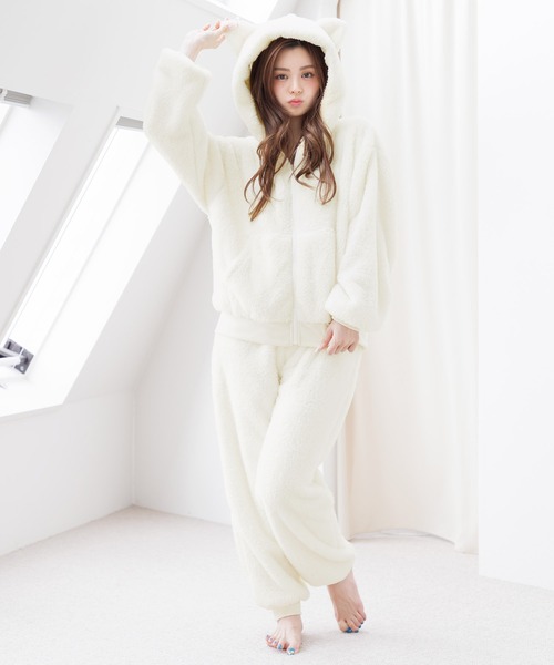 Dita（ディータ）の「ぷっくり耳付き。ねこ耳ファー起毛セットアップ（パーカー＆ロングパンツset）（ルームウェア/パジャマ・レディース・ピンクベージュ/ブラウン系その他/ブラック/アイボリー/サックスブルー系/ホワイト/ラベンダー・FREE）」の16枚目の写真
