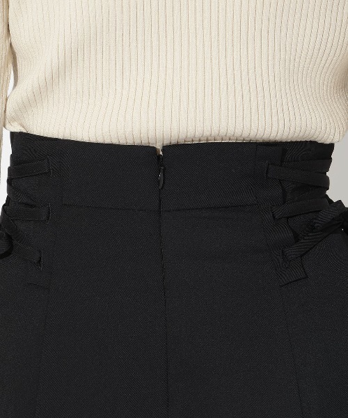 AND COUTURE（アンドクチュール）の「サイドレースアップフレアスカート（スカート・レディース・ブラック/ブラウン/ラベンダー・SMALL/MEDIUM）」の7枚目の写真