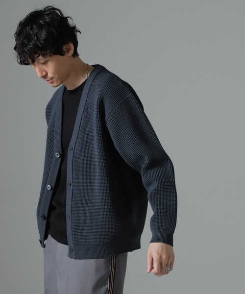 NANO universe（ナノユニバース）の「スポンディッシュ カーディガン（カーディガン/ボレロ・メンズ・ブルーグレー/オフホワイト/ブラウン・L/M）」の4枚目の写真