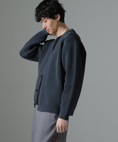 NANO universe（ナノユニバース）の「スポンディッシュ カーディガン（カーディガン/ボレロ・メンズ・ブルーグレー/オフホワイト/ブラウン・L/M）」の5枚目の写真