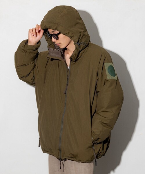 NANGA（ナンガ）の「NANGA/ナンガ SP HOODIE DOWN JKT/別注 フーディ ダウンジャケット（ダウンジャケット/コート・メンズ・グレー/オリーブ/ブラック・MEDIUM/X-LARGE/LARGE）」の17枚目の写真
