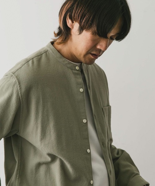 URBAN RESEARCH DOORS（アーバンリサーチドアーズ）の「『XLサイズ/WEB限定』ヘビーネルバンドカラーシャツ（シャツ/ブラウス・メンズ・グリーン/オフホワイト/ブルー/ブラウン系その他/グレー系その他・X-LARGE/MEDIUM/LARGE）」の13枚目の写真