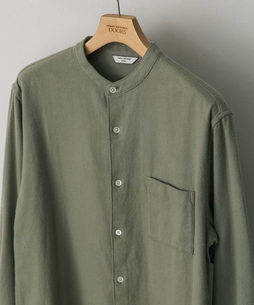 URBAN RESEARCH DOORS（アーバンリサーチドアーズ）の「『XLサイズ/WEB限定』ヘビーネルバンドカラーシャツ（シャツ/ブラウス・メンズ・グリーン/オフホワイト/ブルー/ブラウン系その他/グレー系その他・X-LARGE/MEDIUM/LARGE）」の16枚目の写真