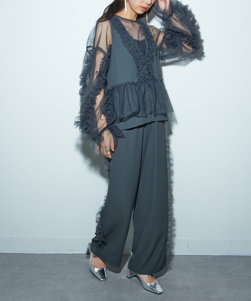 MAISON BREEZE reveur（メゾンブリーズレヴール）の「【MAISON BREEZE reveur】チュールレイヤードジレベスト trc（ベスト・レディース・グレー/チャコールグレー/ブラック・FREE）」の19枚目の写真