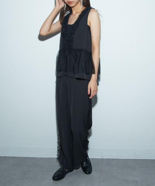 MAISON BREEZE reveur（メゾンブリーズレヴール）の「【MAISON BREEZE reveur】チュールレイヤードジレベスト trc（ベスト・レディース・グレー/チャコールグレー/ブラック・FREE）」の15枚目の写真