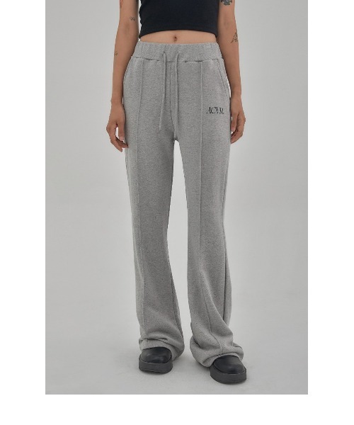 ACOVER(オコボ)の「A'GEM/9 × .kom『ACOVER/オコボ』Front Bootcut SweatElasticated waist Pants /サフロントブートカットスウェットエラスティケイティッドウエストパンツ(スウェットパンツ・レディース・ブラック/グレー・FREE)」の4枚目の写真