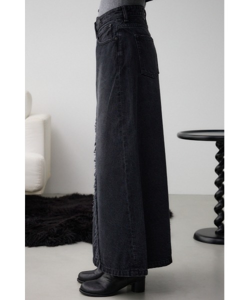AZUL by moussy(アズールバイマウジー)の「AZUL DENIM クロスウエストデニムスカート(デニムスカート・レディース・ブルー/ブラック・SMALL/MEDIUM)」の7枚目の写真