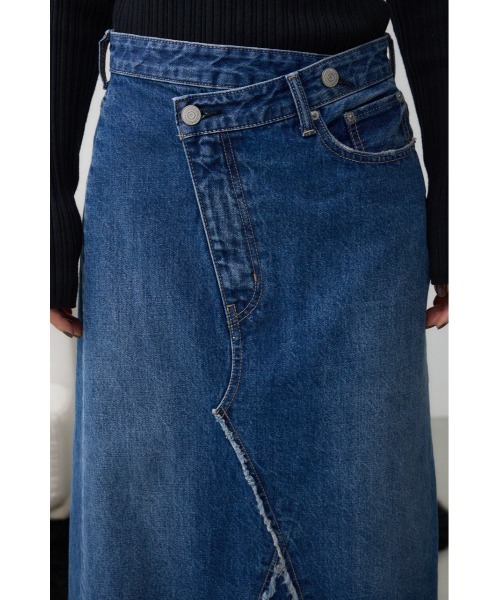 AZUL by moussy(アズールバイマウジー)の「AZUL DENIM クロスウエストデニムスカート(デニムスカート・レディース・ブルー/ブラック・SMALL/MEDIUM)」の19枚目の写真