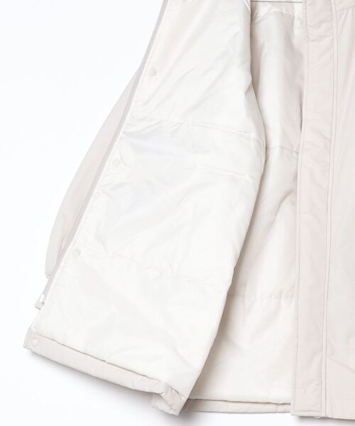 TIGORA（ティゴラ）の「ティゴラ TIGORA フィットネス 中綿モンスターコート（その他アウター・レディース・アイボリー/ブラック・S/M/L/XL）」の4枚目の写真