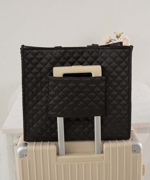 Miridy(ミリディー)の「推し活【オシイロ】キャリーオンキルティングトートバッグ(トートバッグ・レディース・ブラック/ブルー/グリーン/レッド/ホワイト/ピンク/パープル/オレンジ/イエロー・FREE)」の16枚目の写真