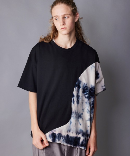 rehacer(レアセル)の「rehacer : Scar Asymmetry CS / スカー アシンメトリー カットソー(Tシャツ/カットソー・メンズ・ホワイト/ブラック・SMALL/MEDIUM/LARGE/X-LARGE)」の2枚目の写真
