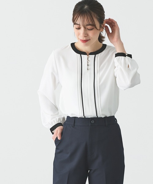 Honeys（ハニーズ）の「配色ピンタックブラウス（シャツ/ブラウス・レディース・グレイッシュブルー/ホワイト/ミント/ネイビー・S/M/LL/L/3L）」の7枚目の写真