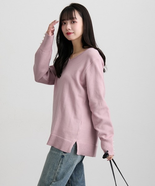 nissen（ニッセン）の「ふわもちカシミアタッチ　袖パール風ボタン付ニット（ニット/セーター・レディース・ピンク/ミント/ベージュ/ブラック/グレー・LL/L/M/S）」の22枚目の写真