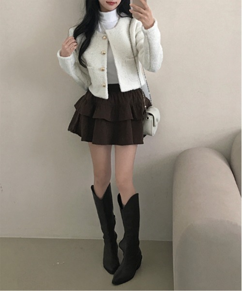 by muni:r（バイ ムニール）の「ゴールドボタンノーカラージャケット（ノーカラージャケット・レディース・グレー/アイボリー/ピンク・FREE）」の8枚目の写真