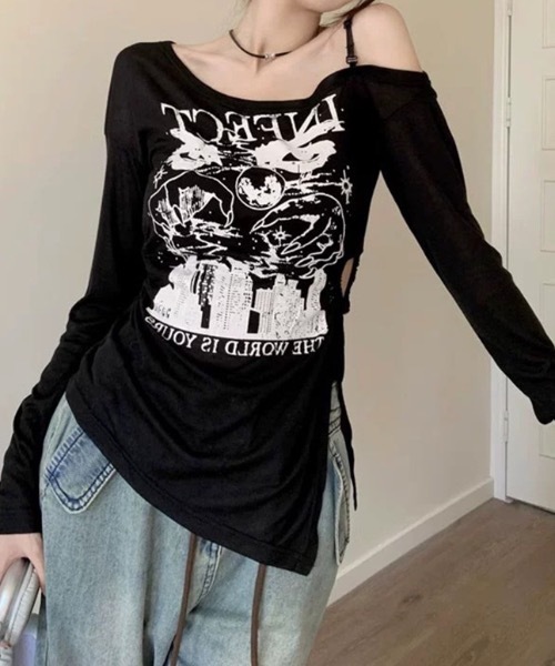 lilful（リルフル）の「ロゴプリント サイドスリット肌見せコンパクトロンT（Tシャツ/カットソー・レディース・ホワイト/ブラック・L/M）」の8枚目の写真