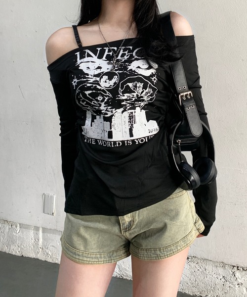 lilful（リルフル）の「ロゴプリント サイドスリット肌見せコンパクトロンT（Tシャツ/カットソー・レディース・ホワイト/ブラック・L/M）」の13枚目の写真
