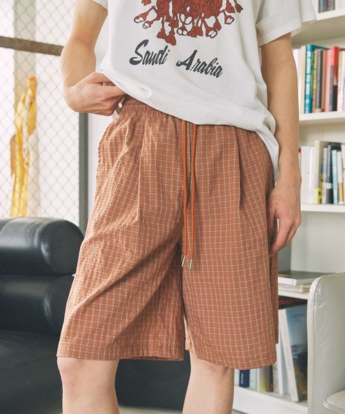 Unblend（アンブレンド）の「【Unblend】セットアップ対応 / チェック イージーショートパンツ（その他パンツ・レディース・ベージュ/オレンジ/ブラック/カーキ・S/M）」の4枚目の写真