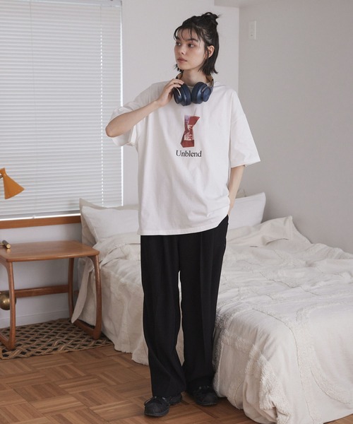Unblend（アンブレンド）の「【Unblend】リアルイラスト アソート グラフィック ハーフスリーブTシャツ（Tシャツ/カットソー・レディース・オフホワイト/ネイビー/スミクロ・FREE）」の10枚目の写真