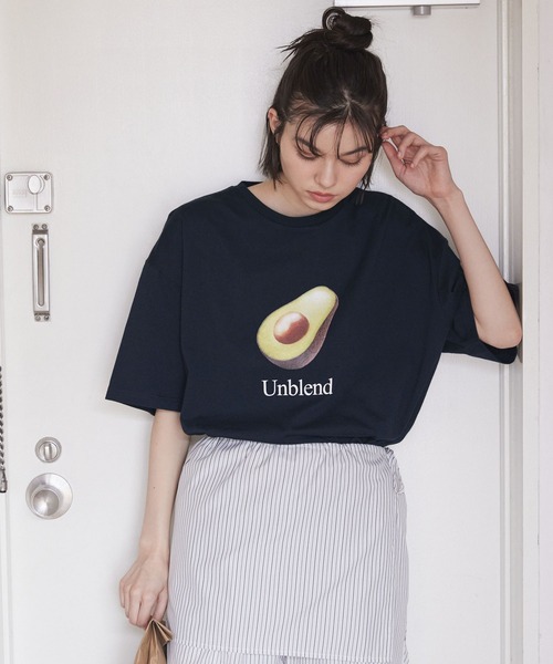 Unblend（アンブレンド）の「【Unblend】リアルイラスト アソート グラフィック ハーフスリーブTシャツ（Tシャツ/カットソー・レディース・オフホワイト/ネイビー/スミクロ・FREE）」の15枚目の写真