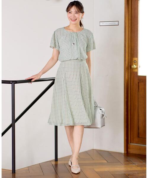 Reflect（リフレクト）の「【至福の履き心地／通勤にもぴったり◎】5cmヒールパンプス（パンプス・レディース・ブラック/ナチュラル・35/40/50/20/25/30/45）」の3枚目の写真