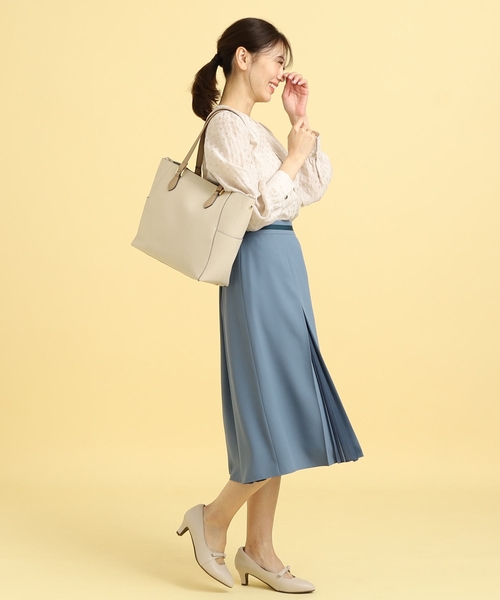 Reflect（リフレクト）の「【至福の履き心地／通勤にもぴったり◎】5cmヒールパンプス（パンプス・レディース・ブラック/ナチュラル・35/40/50/20/25/30/45）」の11枚目の写真