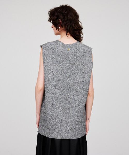 cloenc（クロエンス）の「【手洗い可】Vネックニットベスト（ベスト・レディース・オフホワイト/ブラック系8・02）」の10枚目の写真