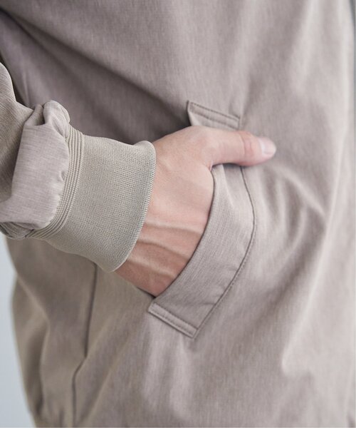 ikka(イッカ)の「Teflon(R)襟2wayブルゾン(ブルゾン・メンズ・ネイビー/チャコール/グレイッシュベージュ・M/S/L/XL)」の16枚目の写真