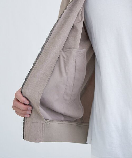 ikka(イッカ)の「Teflon(R)襟2wayブルゾン(ブルゾン・メンズ・ネイビー/チャコール/グレイッシュベージュ・M/S/L/XL)」の21枚目の写真