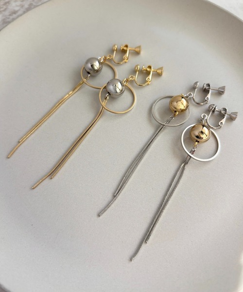 tone(トーン)の「【As】【金属アレルギー対応】NO.167 銅玉×サークルリング ロングチェーンイヤリング(ニッケルフリー)(MA)(イヤリング・レディース・ゴールド系2/ゴールド/シルバー/シルバー系2・FREE)」の5枚目の写真