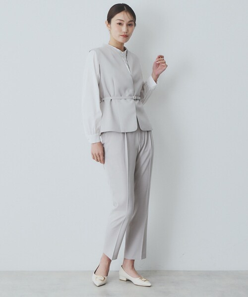 index(インデックス)の「ドライタッチストレッチノーカラージレ/セットアップ対応【洗濯機洗い可/イージーアイロン】(ベスト・レディース・グレー/チャコールグレー/ベージュ・36/38/40/42)」の5枚目の写真