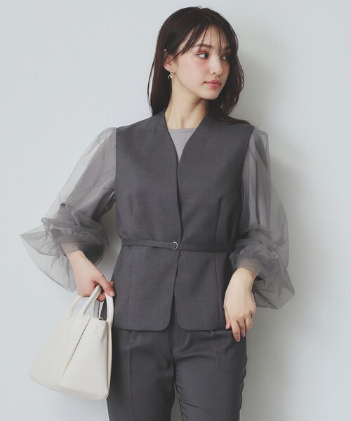 index(インデックス)の「ドライタッチストレッチノーカラージレ/セットアップ対応【洗濯機洗い可/イージーアイロン】(ベスト・レディース・グレー/チャコールグレー/ベージュ・36/38/40/42)」の12枚目の写真