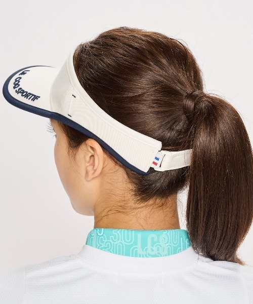 le coq sportif GOLF(ルコックスポルティフゴルフ)の「【le coq sportif GOLF】イヤーカーブサンバイザーゴルフキャップ(サンバイザー・レディース・ブルー/ピンク/ホワイト/ネイビー・F)」の17枚目の写真