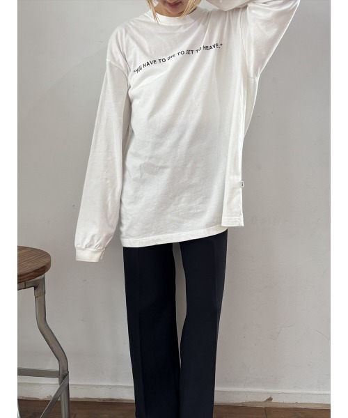 Day and Grade（デイアンドグレイド）の「【メッセージロゴ】オーバーサイズ ロングスリーブTシャツ / ビッグシルエット ロンT / ユニセックス（Tシャツ/カットソー・レディース・オフホワイト・FREE）」の6枚目の写真