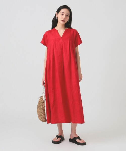 Ray BEAMS（レイビームス）の「リネン タック キーネック ワンピース [手洗い可]（ワンピース・レディース・ブラック/ブルー/レッド・ONE SIZE）」の8枚目の写真