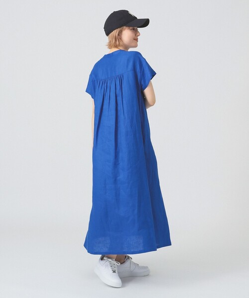 Ray BEAMS（レイビームス）の「リネン タック キーネック ワンピース [手洗い可]（ワンピース・レディース・ブラック/ブルー/レッド・ONE SIZE）」の13枚目の写真