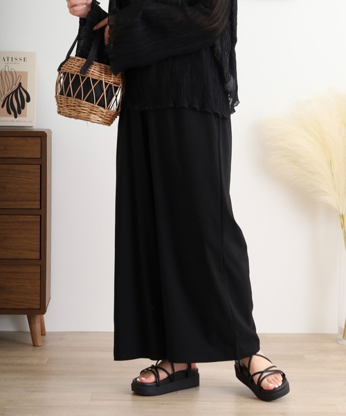 atONE(アットワン)の「ライトクールストレッチワイドパンツ(その他パンツ・レディース・ブラック/チャコール・M/L)」の13枚目の写真