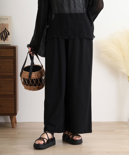 atONE(アットワン)の「ライトクールストレッチワイドパンツ(その他パンツ・レディース・ブラック/チャコール・M/L)」の14枚目の写真