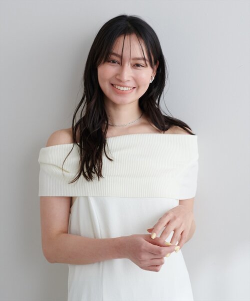 natural couture(ナチュラルクチュール)の「オフショルノースリプルオーバー(ニット/セーター・レディース・オフホワイト/サックスブルー/ピンクベージュ/ネイビー/イエロー・FREE)」の11枚目の写真